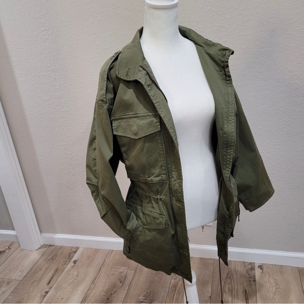Joie JENITA ARMY GREEN
UTILITY JACKET - Picture 4 of 7